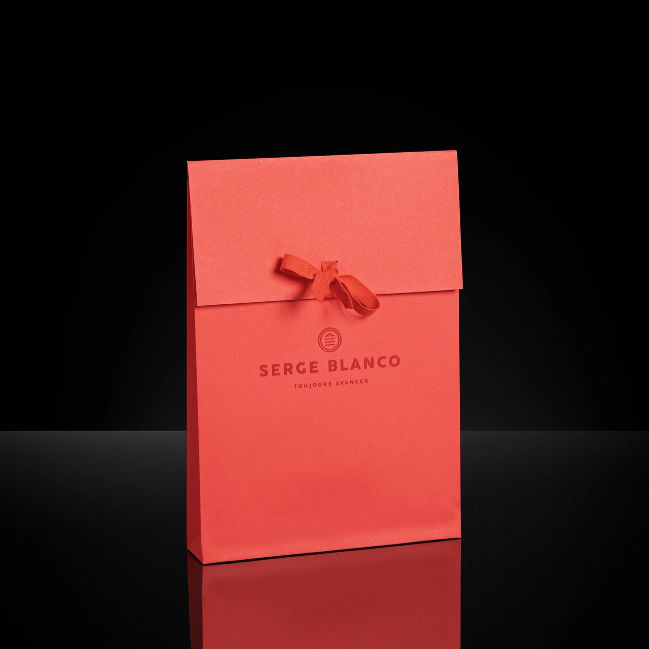 Pochette personnalisée Serge Blanco, coloris rouge